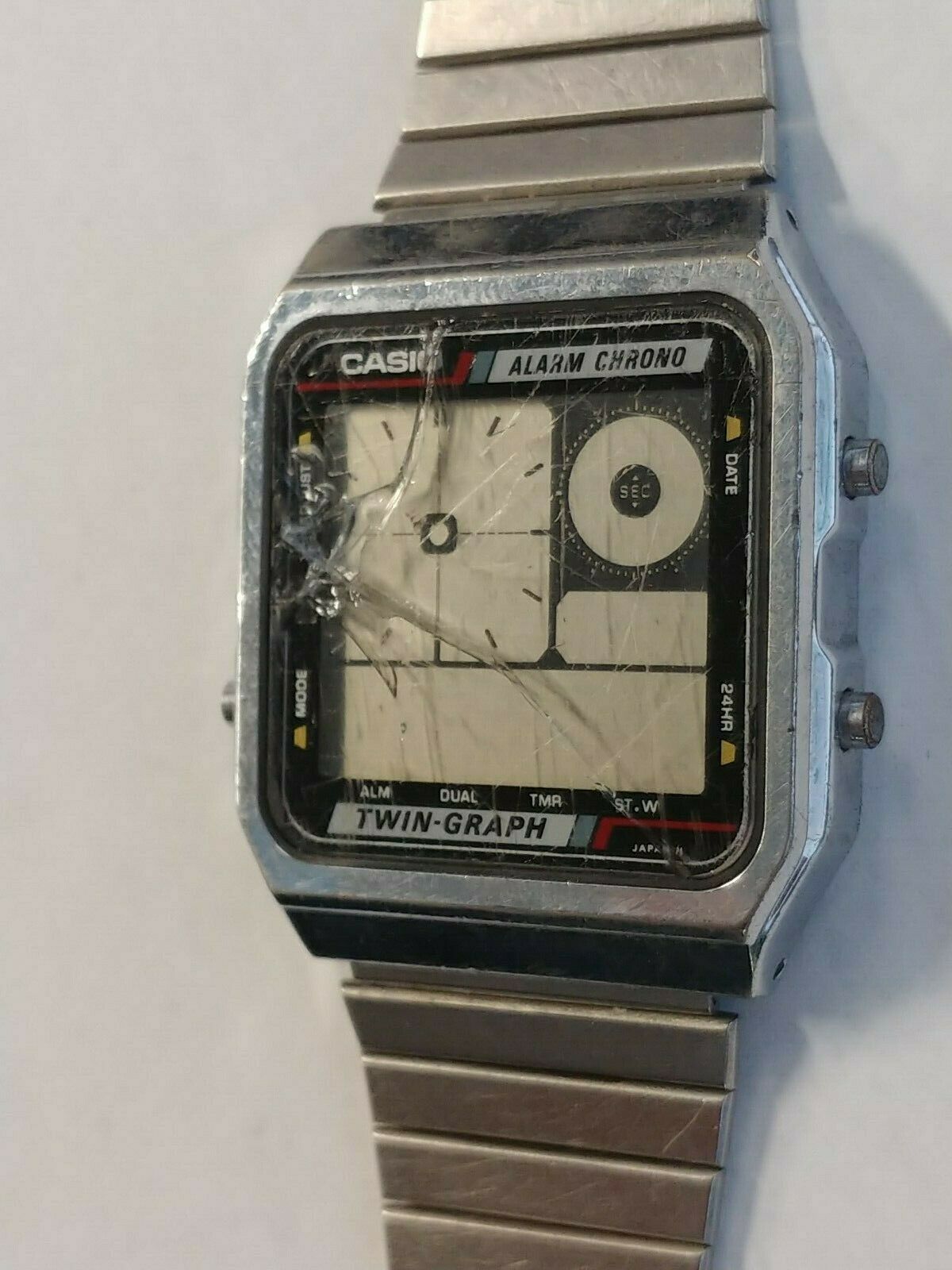 Rare Casio vintage Digital Watch AE-200 Twin Graph LCD for parts 