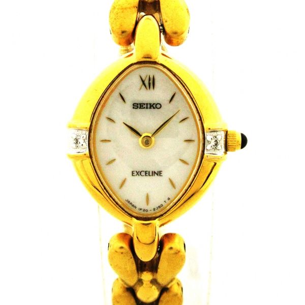 [New] [Used] SEIKO EXCELINE Watch 2P Diamond / Shell Dial White Shell