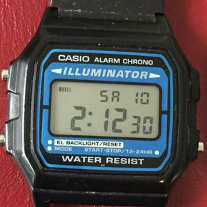 Casio Illuminator 1572 F105 Digital Alarm Timer Chronograph Mans Watch Working Watchcharts