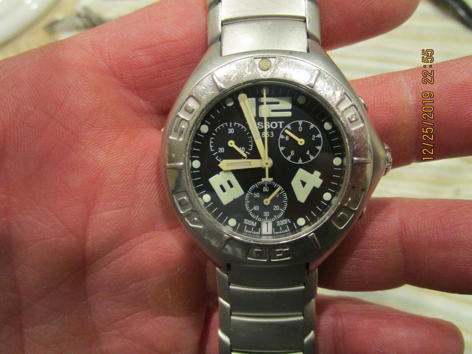 TISSOT S462/562 Quartz Chronograph Men's Watch | WatchCharts