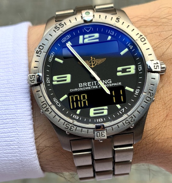 breitling aerospace e75362