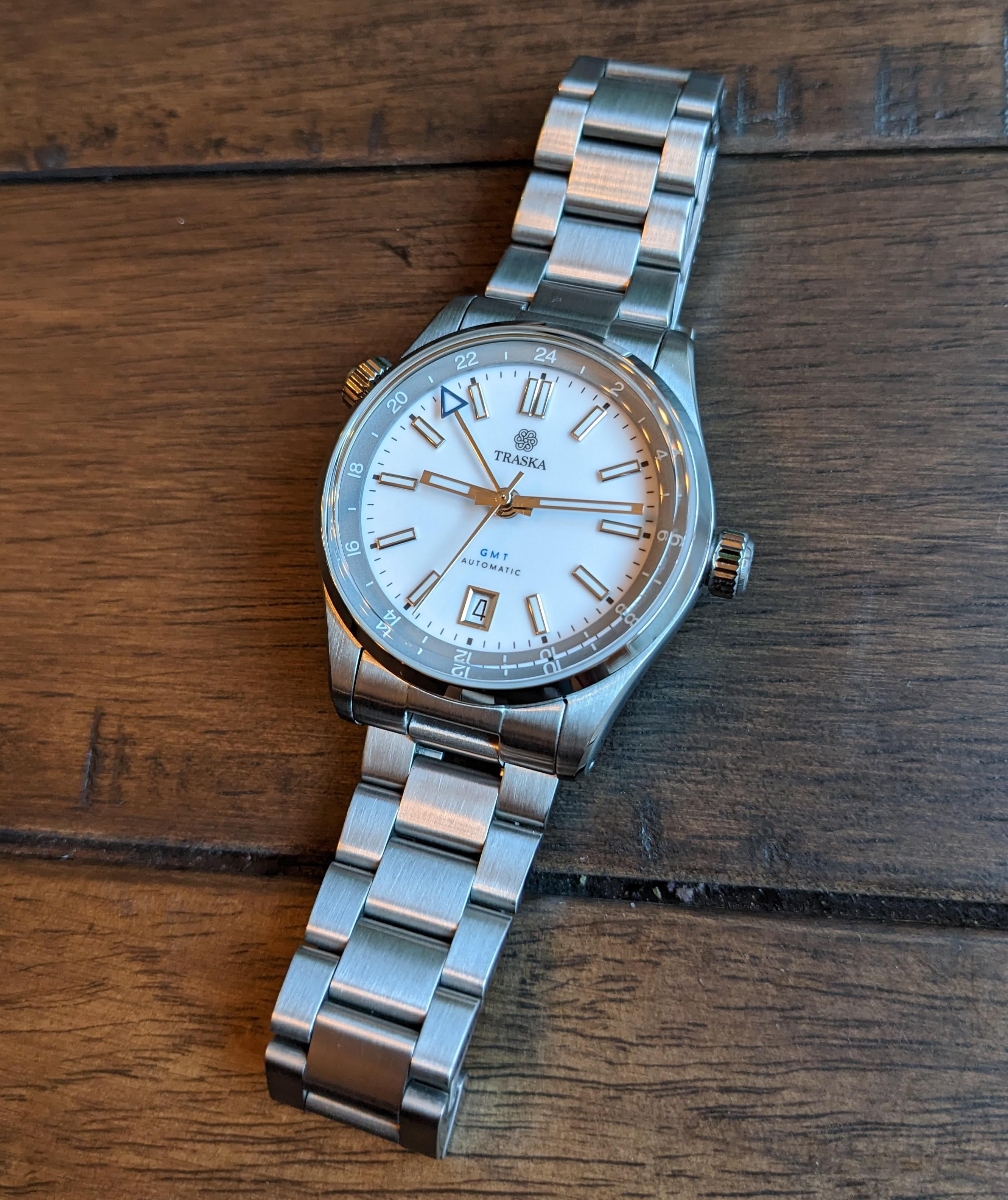 WTS] Traska Venturer GMT arctic white | WatchCharts Marketplace