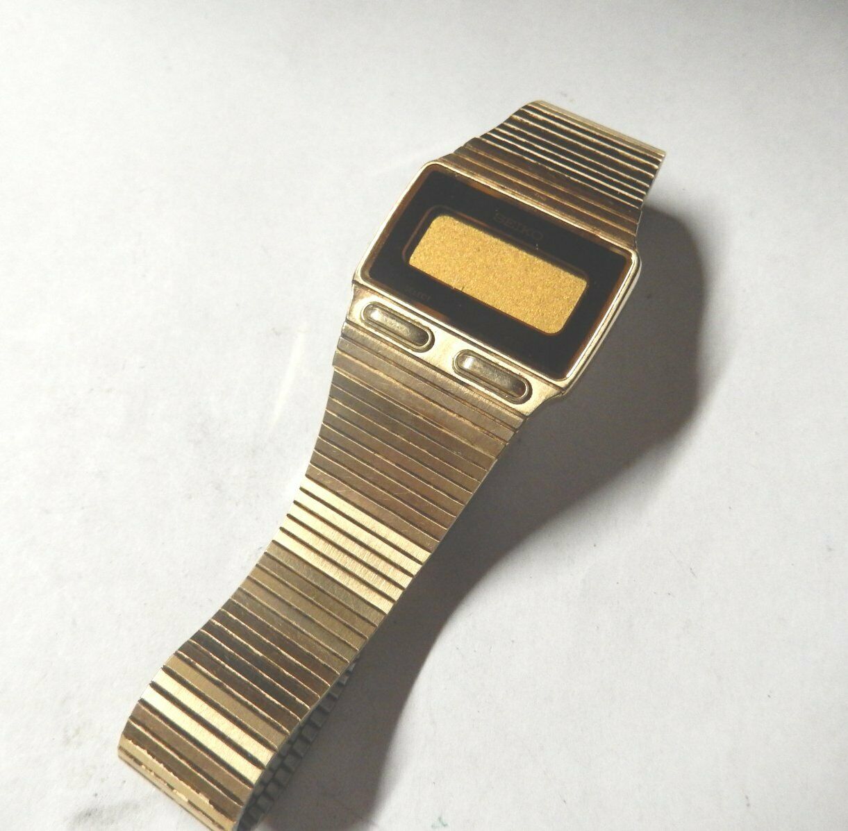 Men s Vintage 1980 s DIGITAL Ultra Slim Watch SEIKO F231 4019