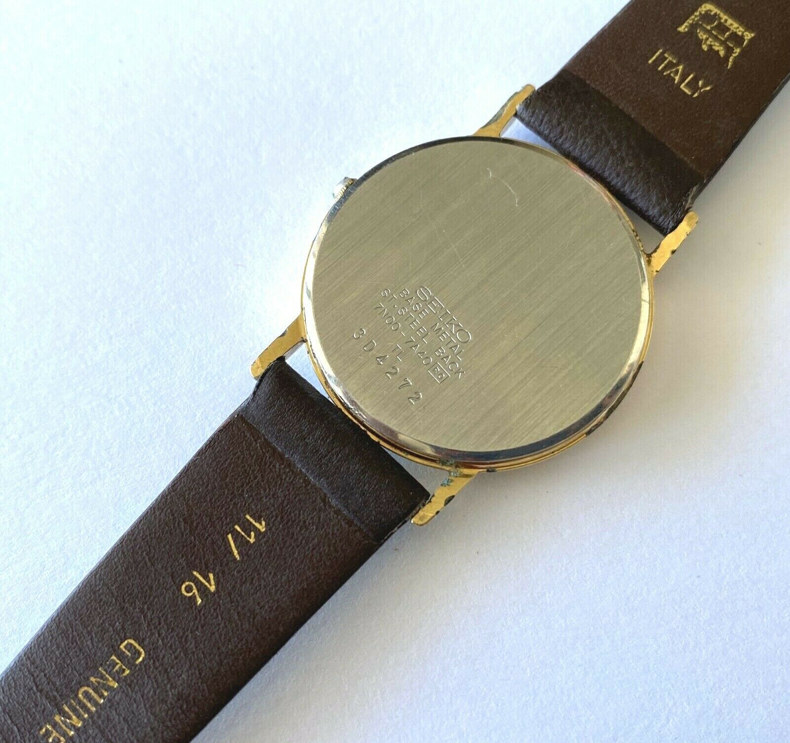 SEIKO Quartz 7N00-7A40 Gold Tone - 31mm unisex watch working! MG_3572.jpg?v=1704523470&width  main image 3