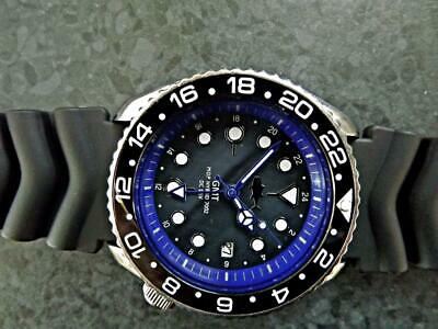 1996.SEIKO SCUBA DIVER Black TUNA Dial Blue Hands Chapter Ring