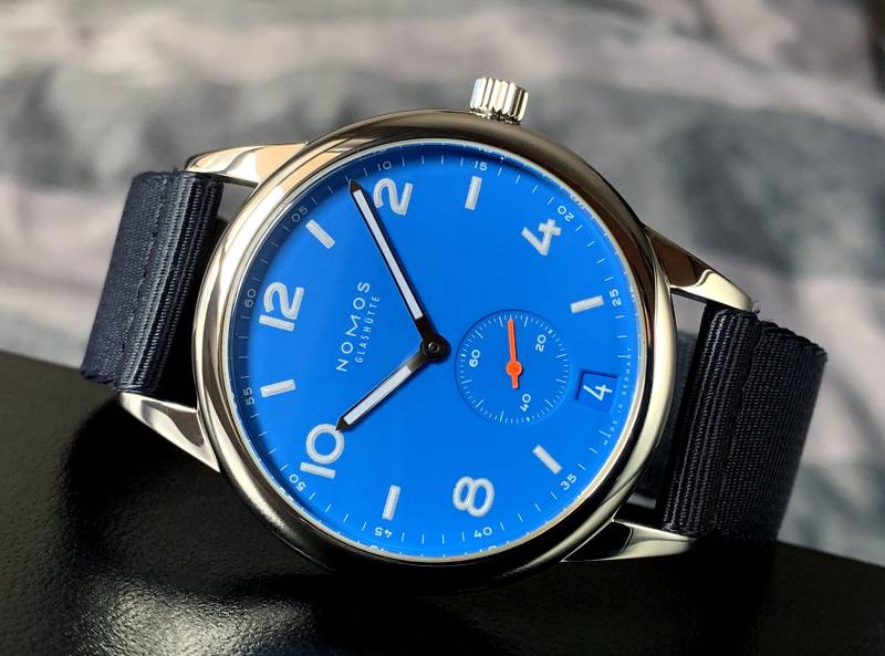 Nomos club automatic date hot sale