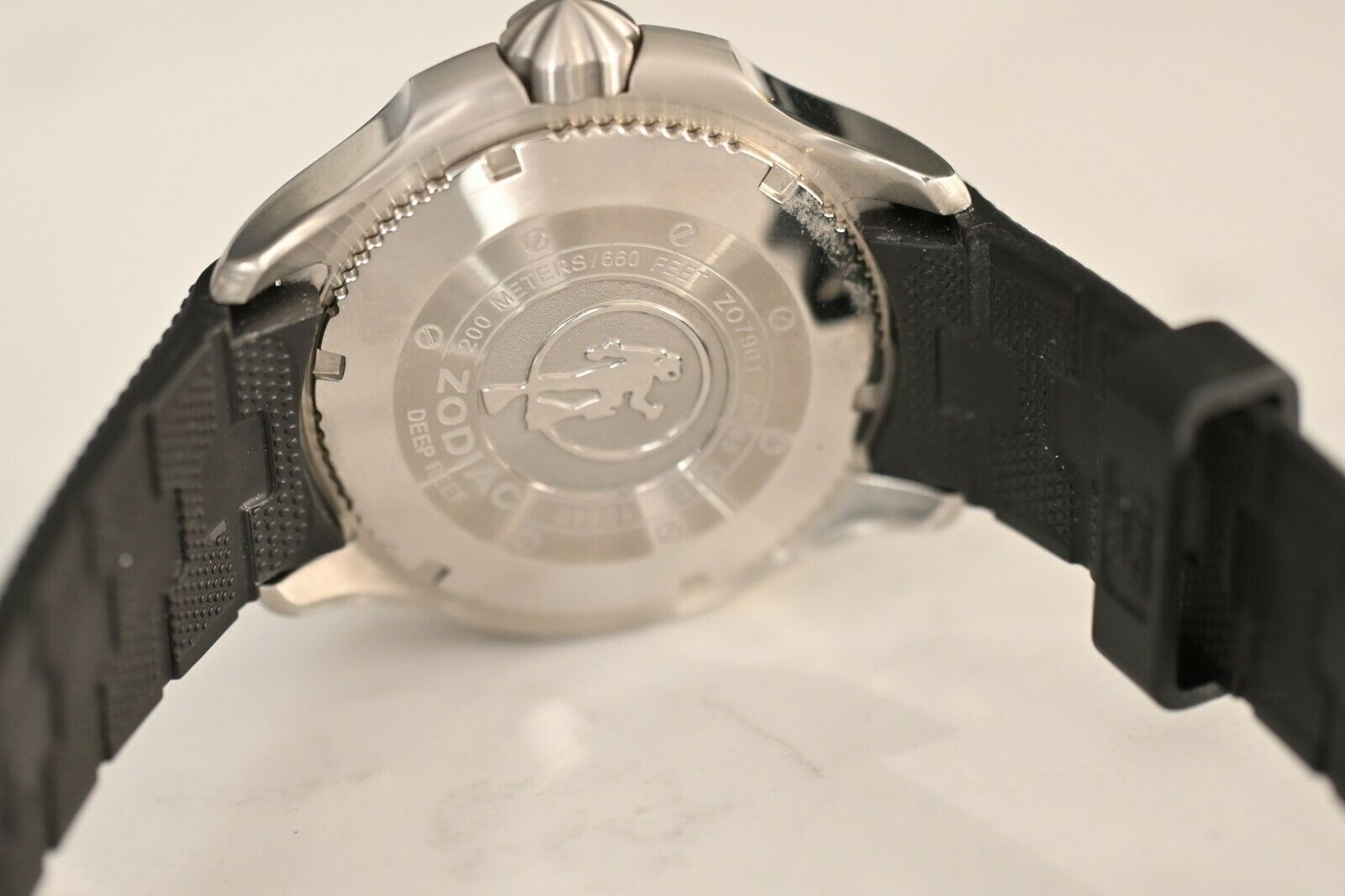 e31e5ee2-acc6-40de-85b9-