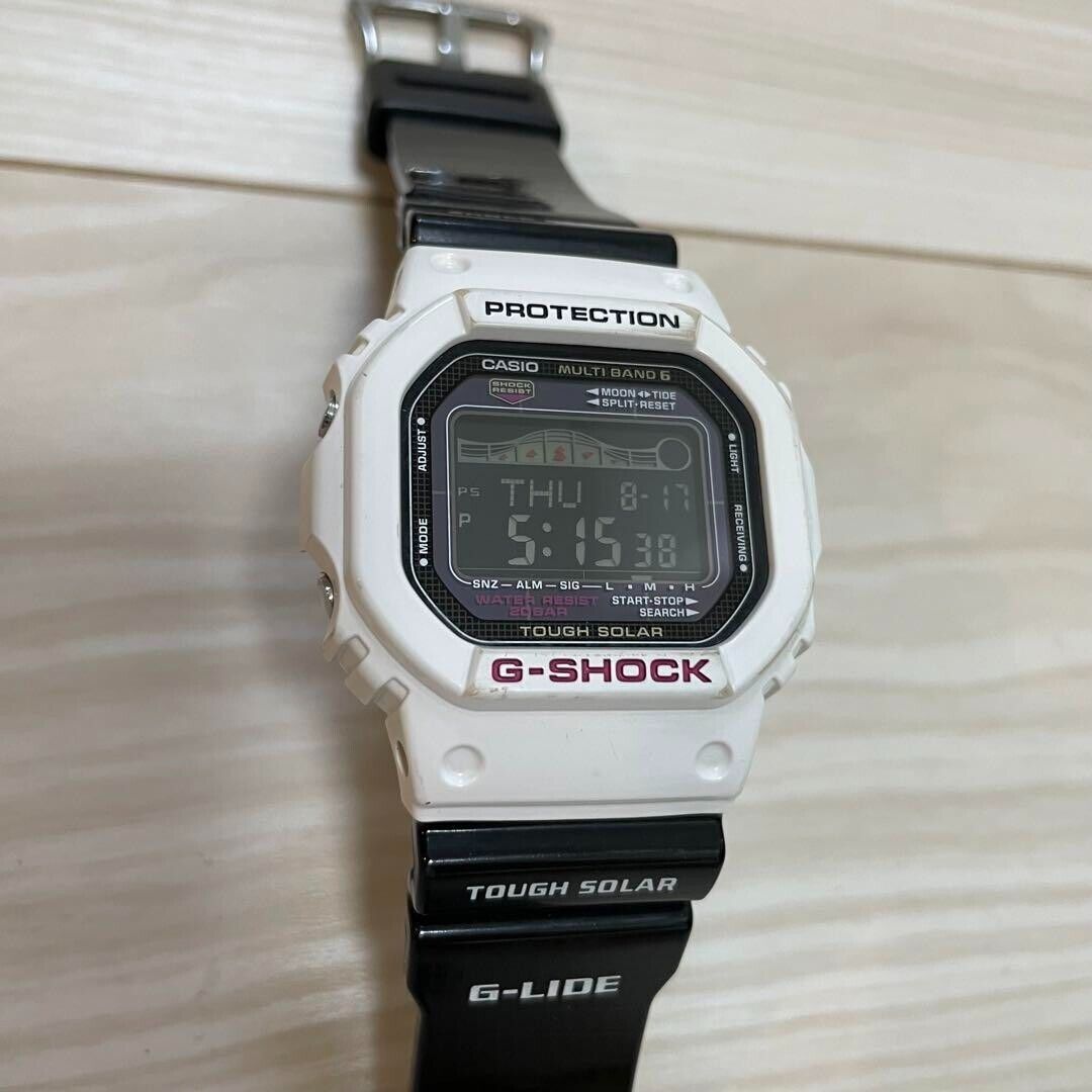G-SHOCK GWX-5600B 3222ホワイト/ブラック タフソーラー