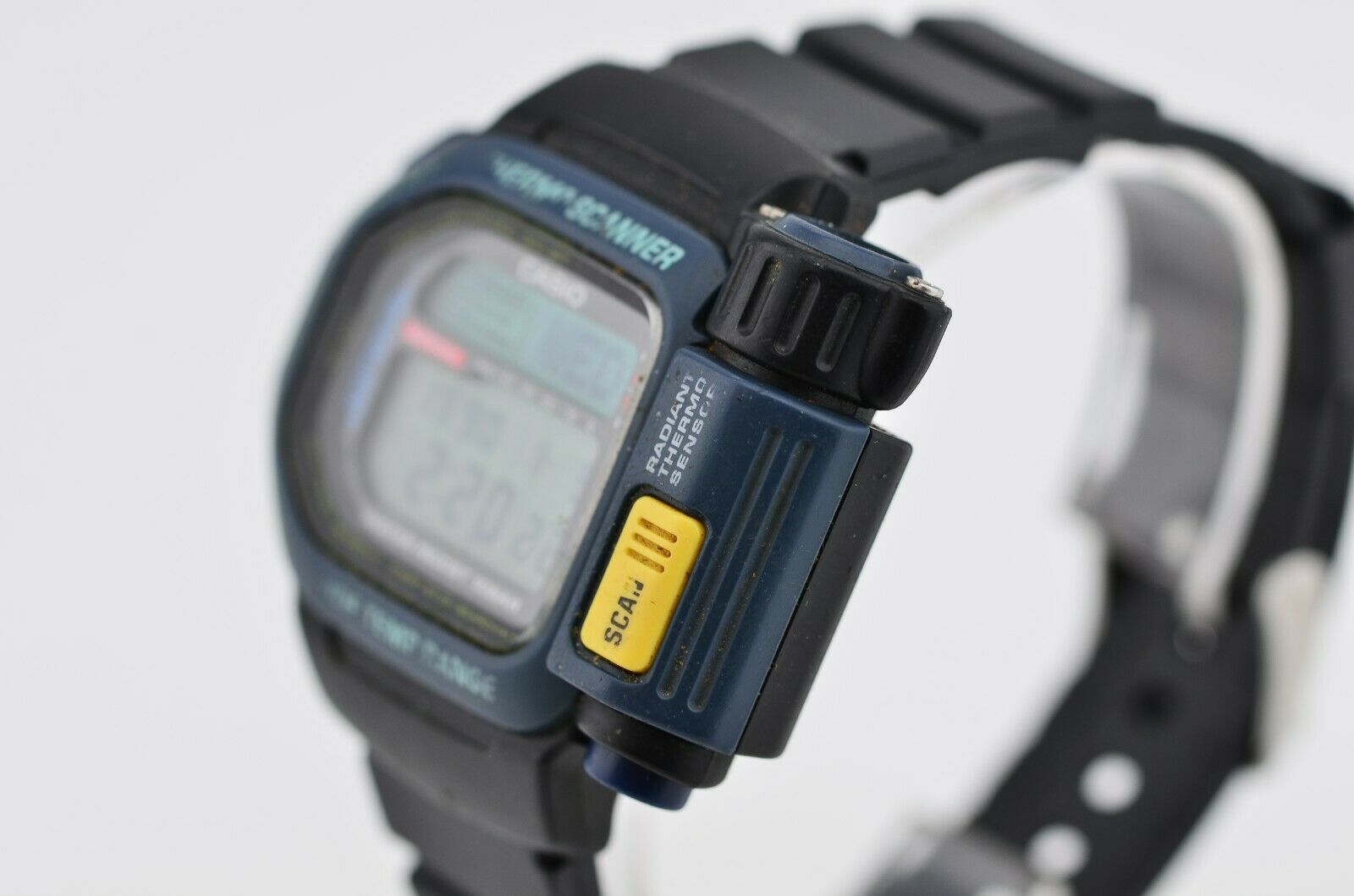 I372 Vintage Casio Thermo Scanner Digital Quartz Watch TSR-110 MOD