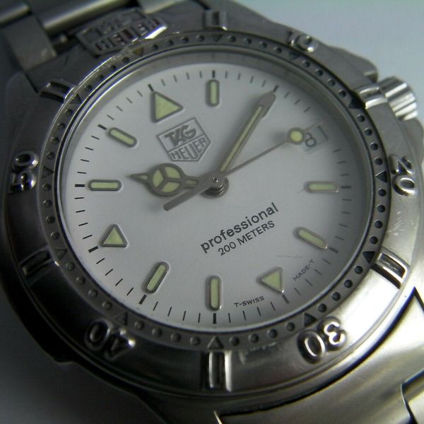 Tag Heuer Professional 200m Quartz Watch WF 1212 - KO