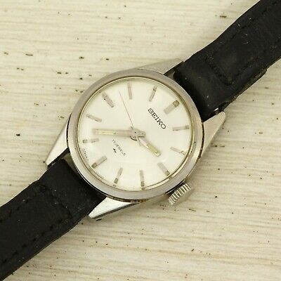 Vintage Seiko 2104-0140 mechanical women's wristwatch cal. 2104B