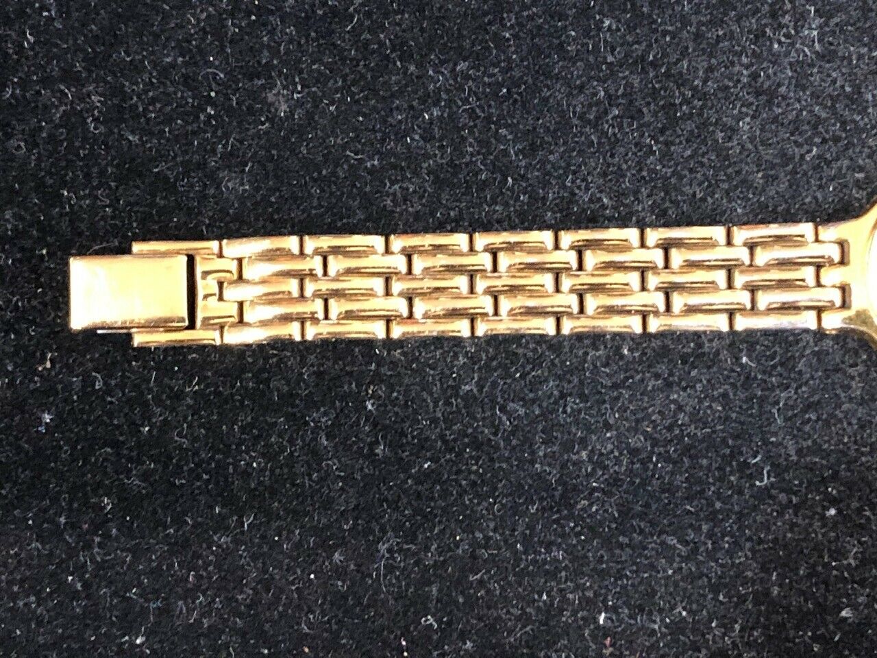 Ladies Seiko 1N00-0A90 Gold Tone Watch New Battery 
