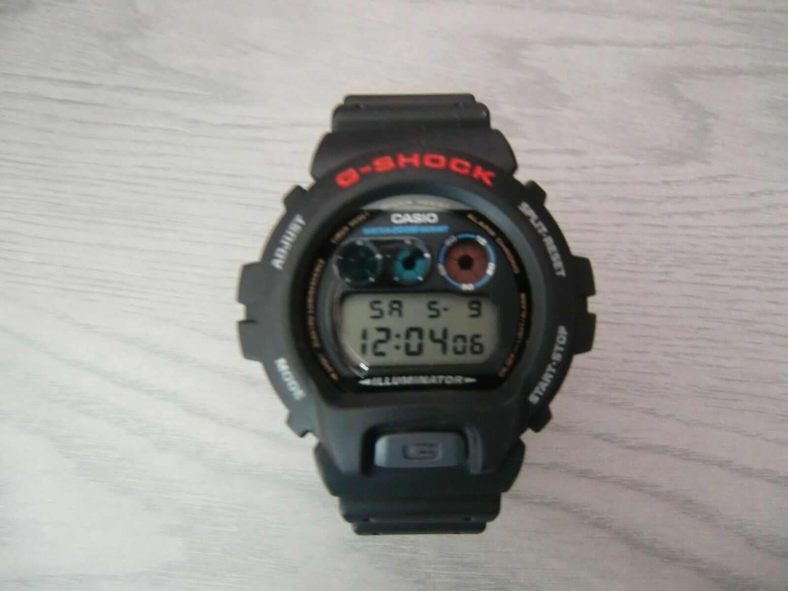 Casio GShock DW69001V Digital Mens Watch Diver Illuminator Stopwatch