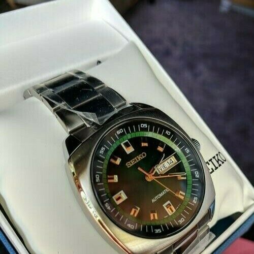 men's automatic stainless steel bracelet watch 44mm snkm97