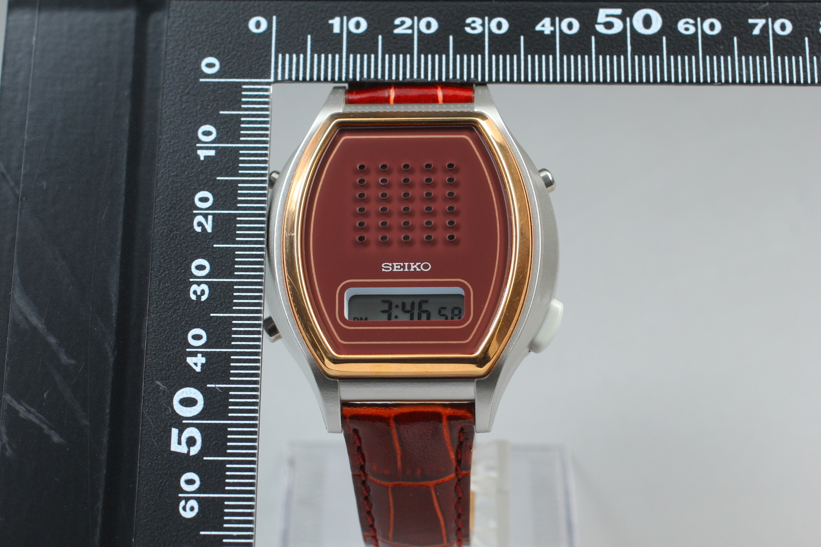 Rare *NEAR MINT* SEIKO Japanese Talking/Voice Watch A862-00A0
