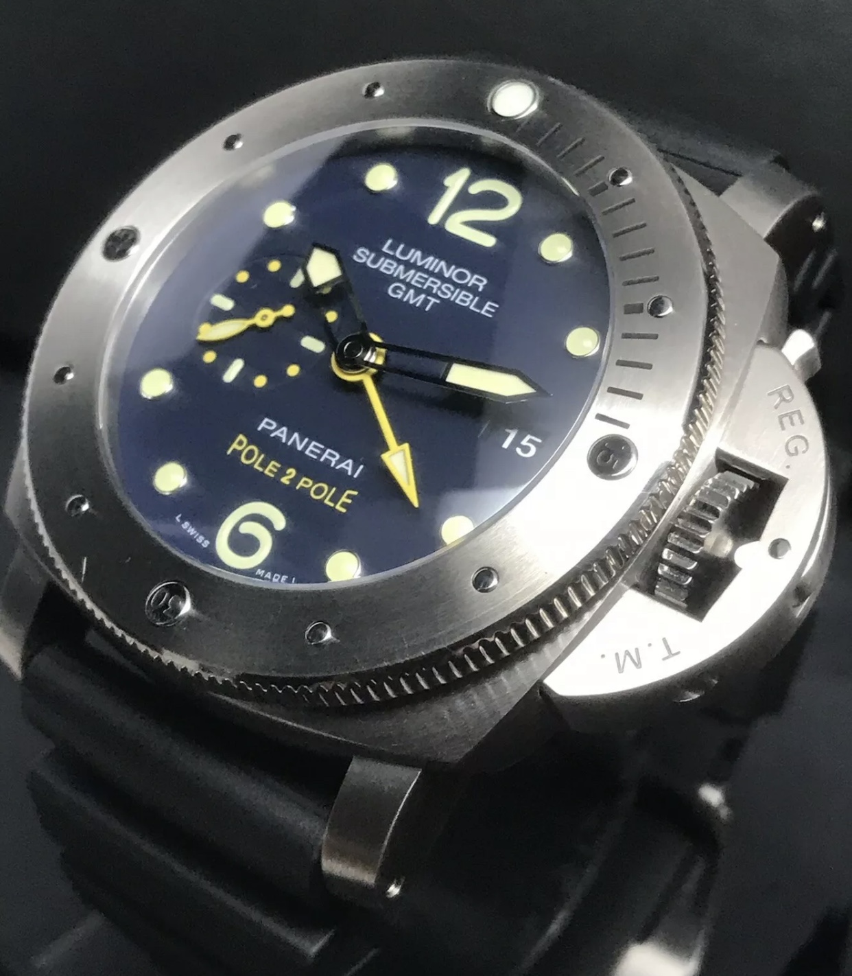 Panerai Luminor Submersible 1950 3 Days GMT Titanio Auto Mens