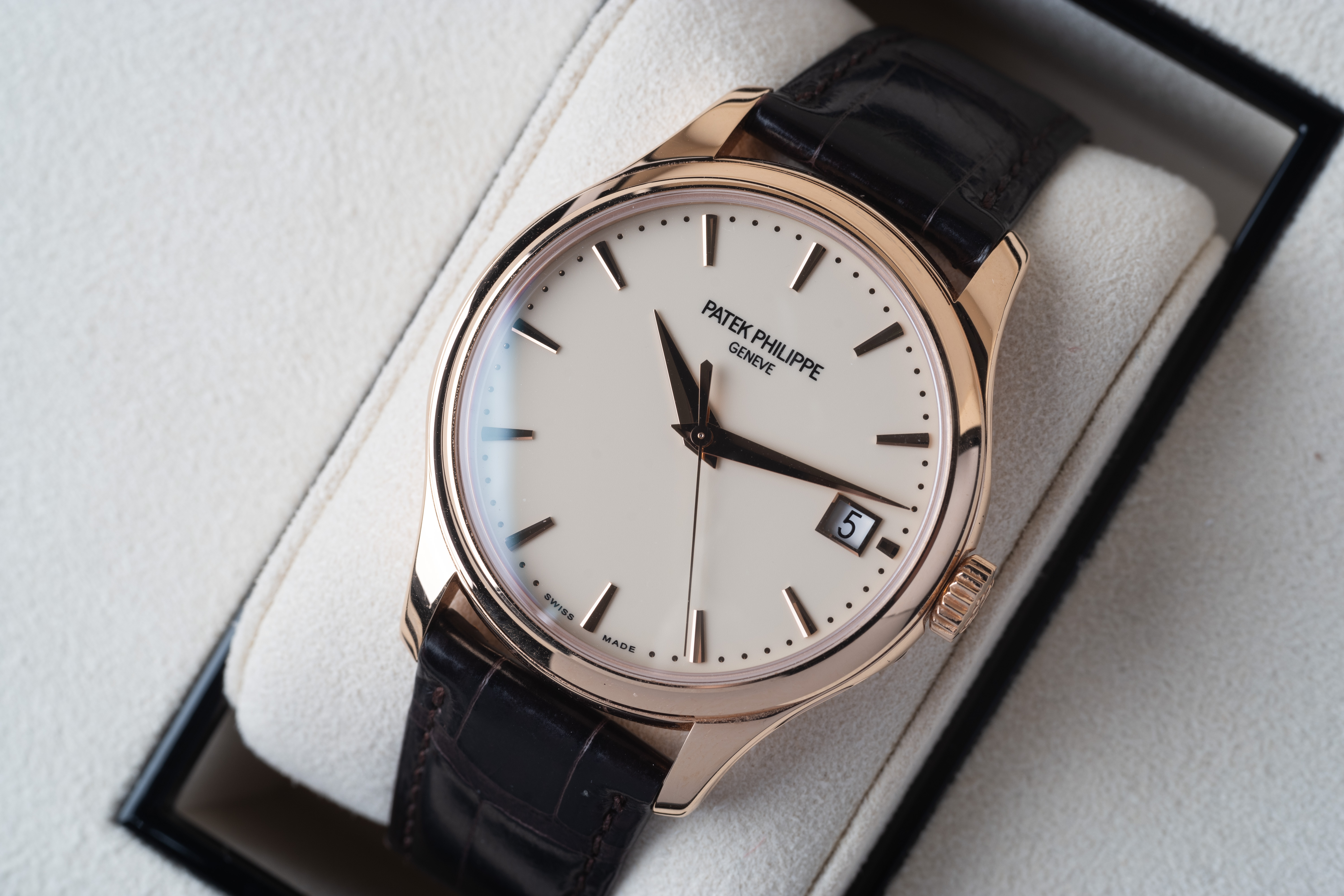 2019 Patek Philippe 5227R-001 Calatrava | WatchCharts