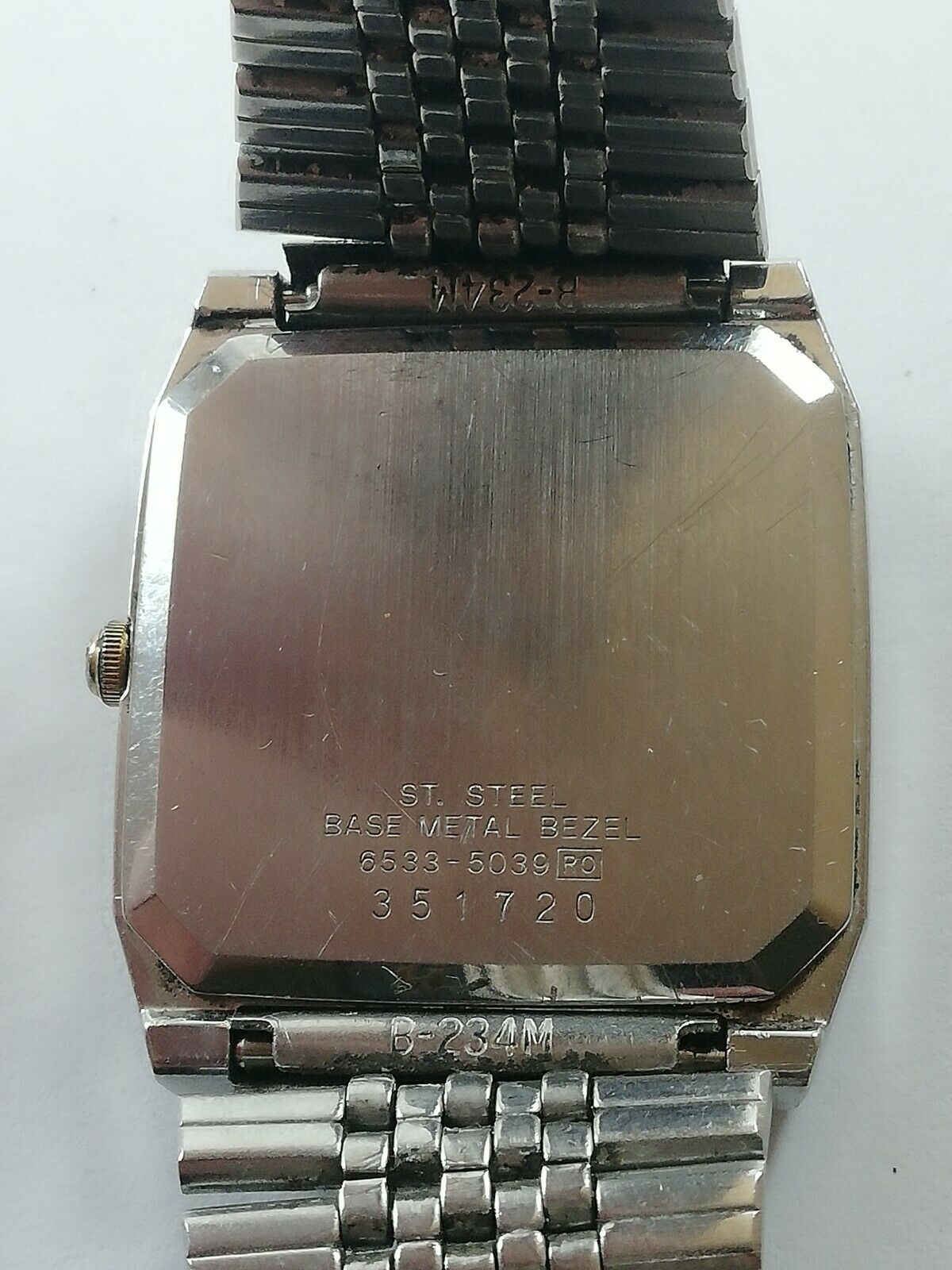 Vintage SEIKO 6533-5039 Five Jewels Japan Quartz Watch Working