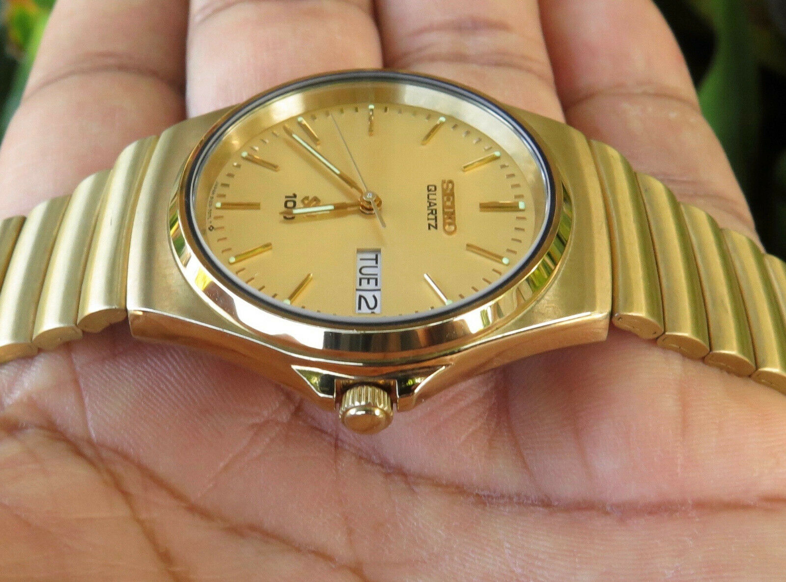 Vintage SEIKO SQ 100 Quartz Watch 8123-7059 Rare Unique Bracelet Gold Toned  | WatchCharts