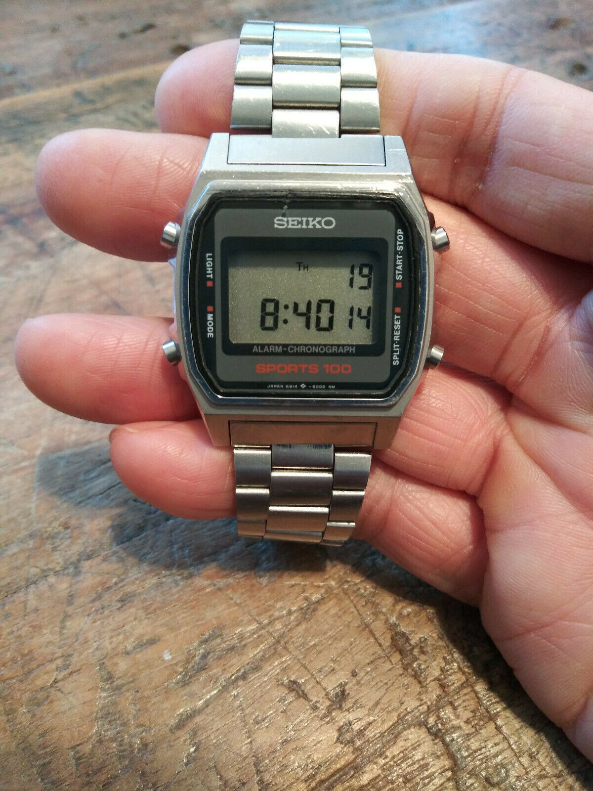 Vintage 1984 Seiko Sports 100 A914-5000 Digital LCD Men's Watch Nice! |  WatchCharts
