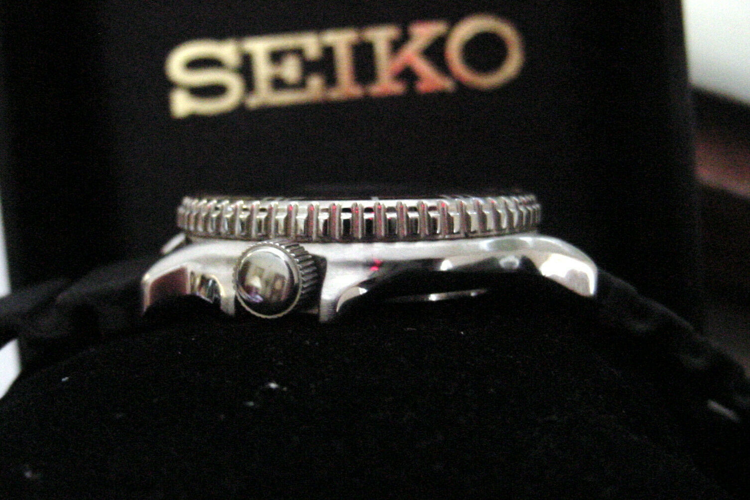 SEIKO SHC 015 Quartz Diver Watch Very Rare With extra Deluxe Jubilee  Bracelet | WatchCharts