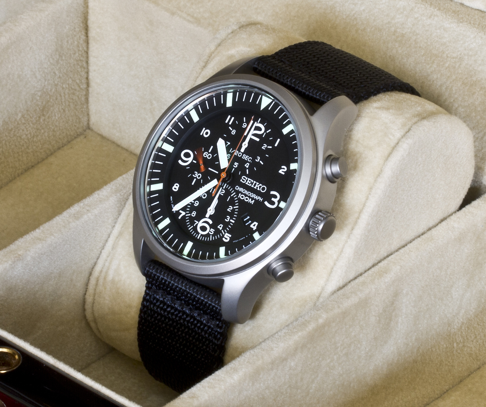 Seiko hotsell chronograph snda57p1