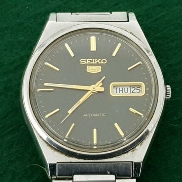 Vintage 1970's Mens SEIKO 5 Black & Gold Automatic 6309-8970 Wristwatch ...