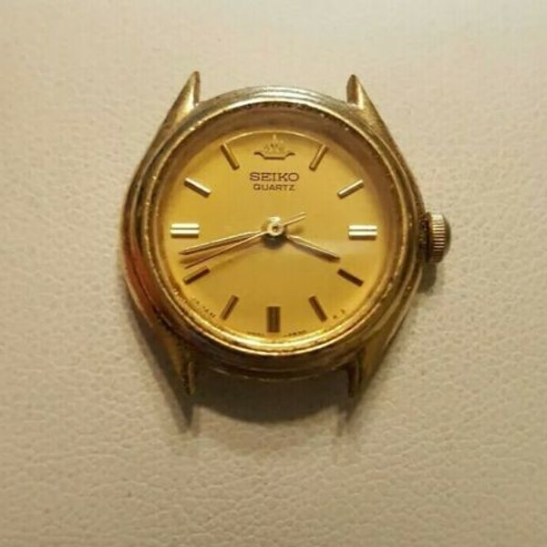 Women's Seiko V401-0920 R1 Gold Tone Dial 2830 R2 Case Quartz Watch No Band  | WatchCharts