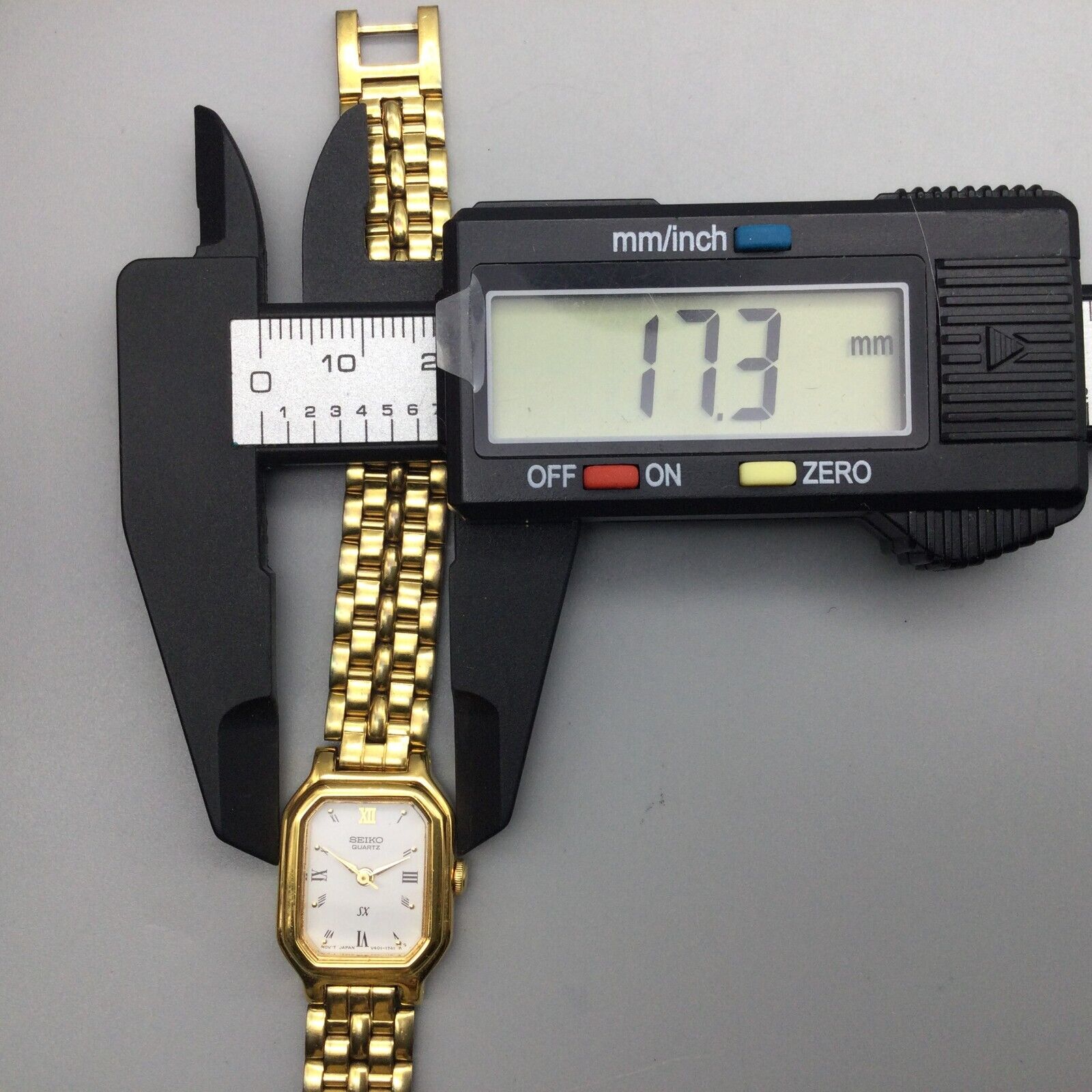 Vintage Seiko SX Watch Women 17mm Gold Tone Dial V401-5251