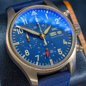 Invicta - Objet D Art - Men display picture 1