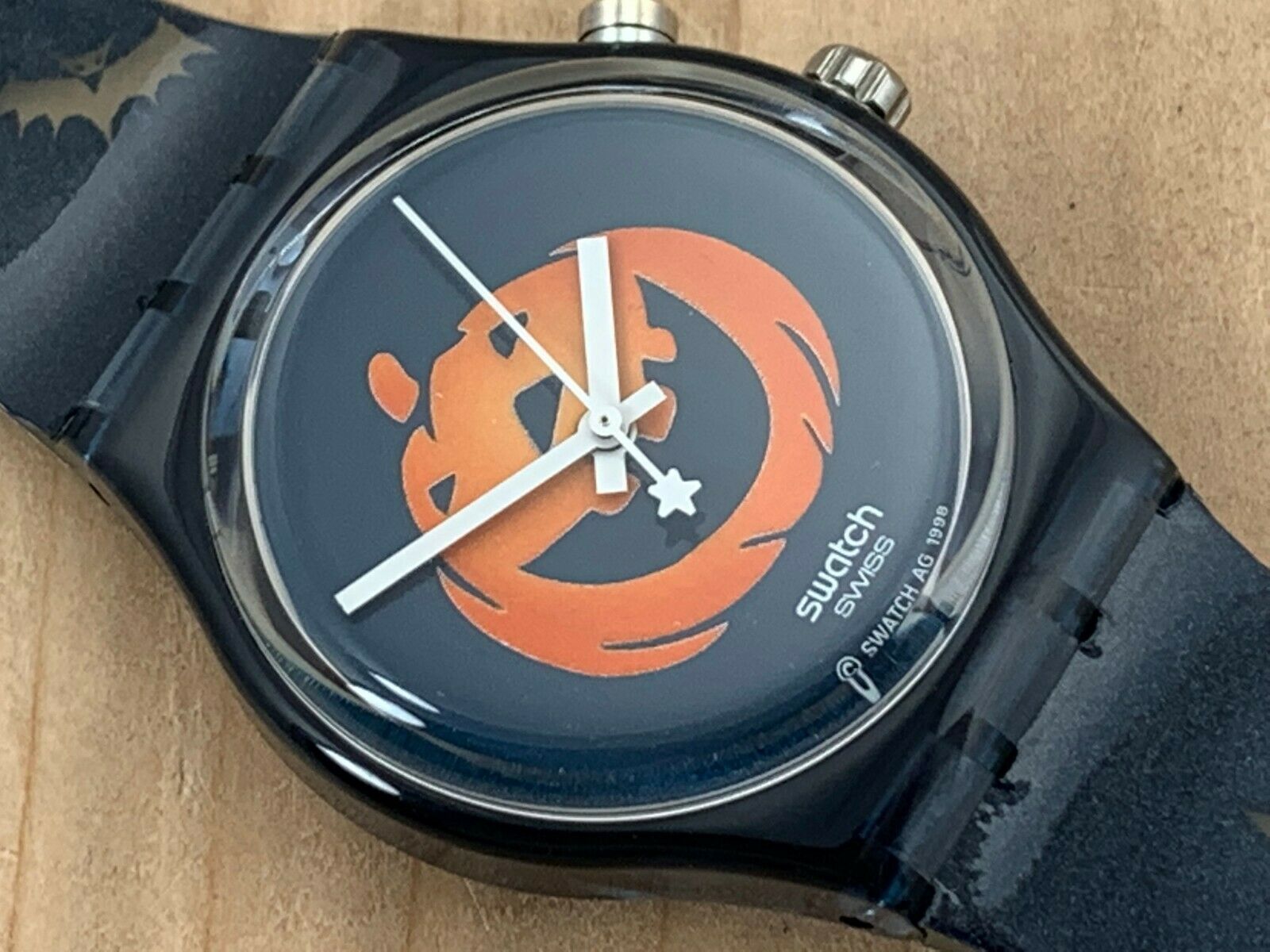 Swatch LOOMI/Glow In The Dark Halloween Special 1998 GZS30/GN906 