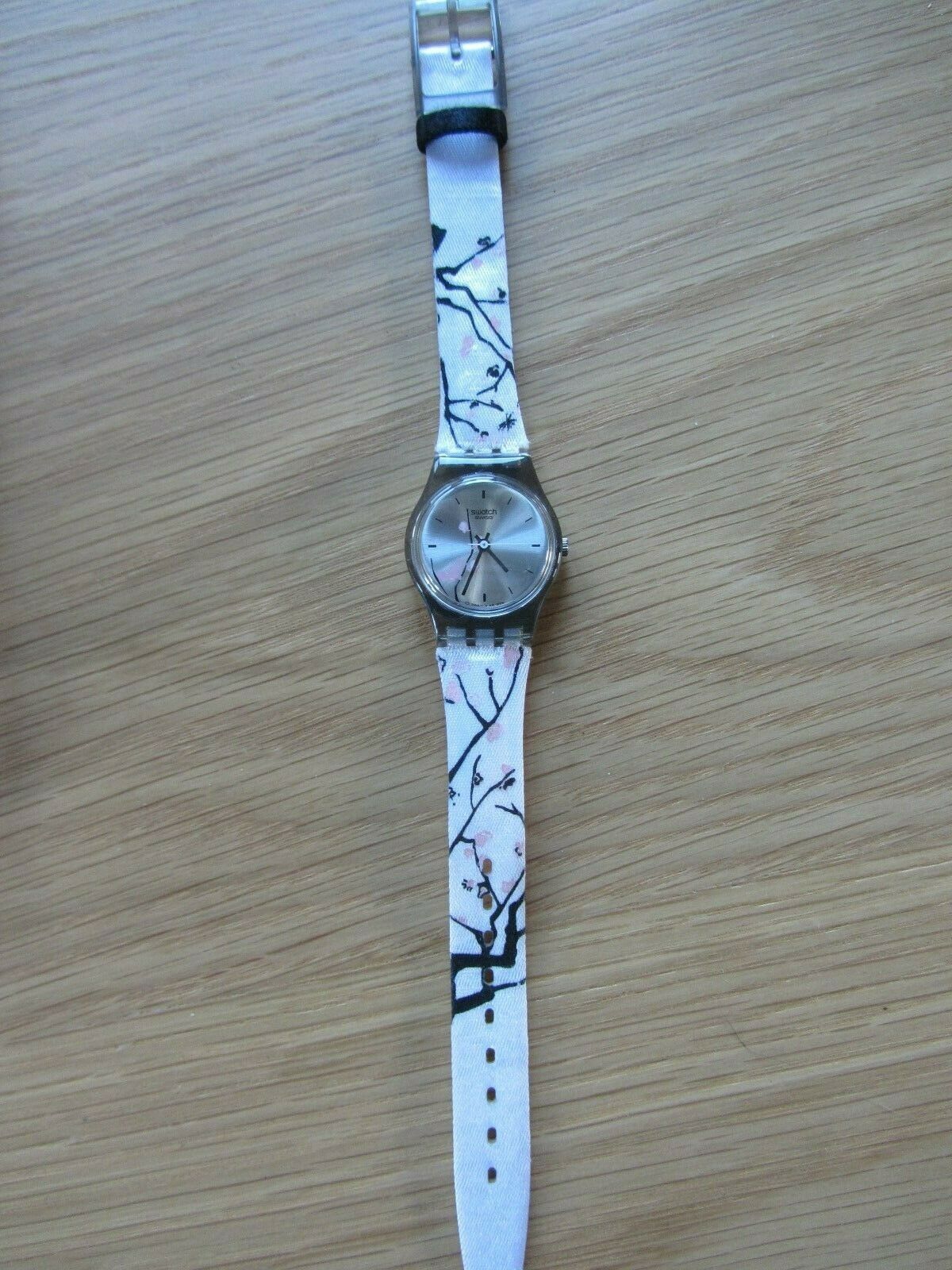 Swatch Ladies Watch - LM131 -  display picture 1
