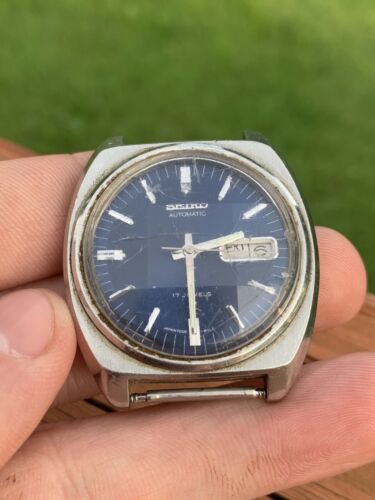 VTG Men s Seiko 7009 8109 Blue Dial Faceted Crystal Date Watch