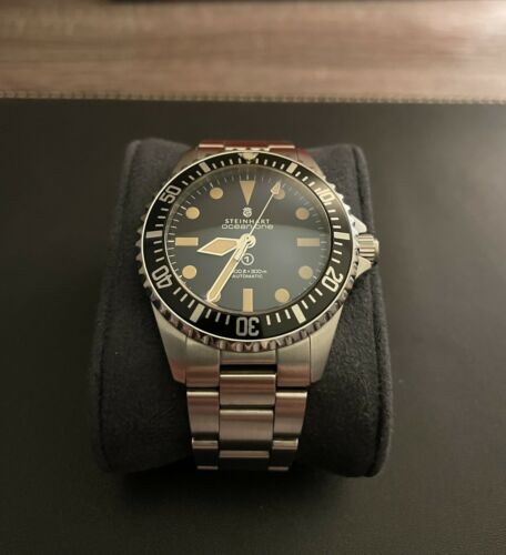 Steinhart Ocean Vintage Military OVM 39 Gnomon Exclusive (ETA 2824 ...