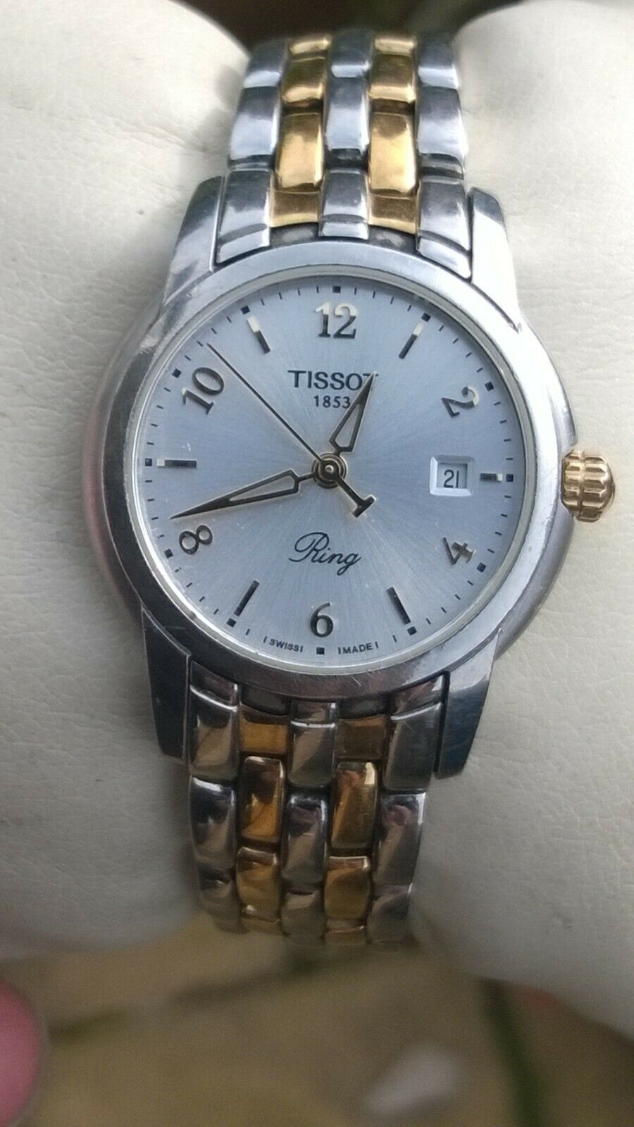 Tissot 1853 Ring Ladies Quartz Watch R420 320 Lovely solid