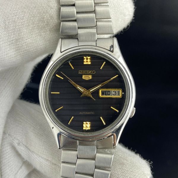 Vintage October 1981 Seiko 5 Automatic 17 Jewels 7009A Day Date Mens ...