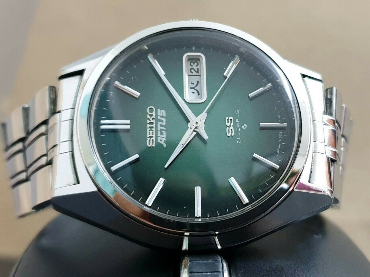 セイコー ACTUS 6306-8020 グリーン文字盤 セイコー ACTUS 6306-8020 グリーン文字盤 1976 Seiko Actus