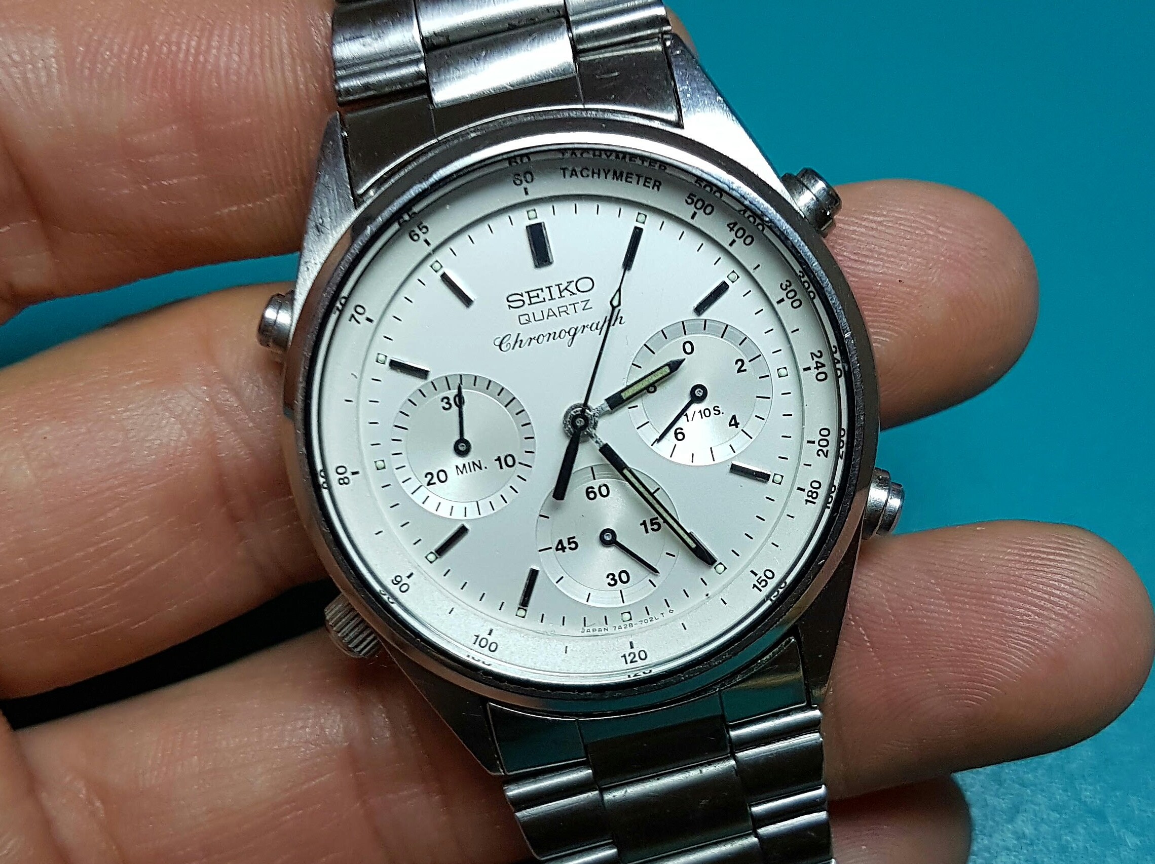 seiko chronograph james bond