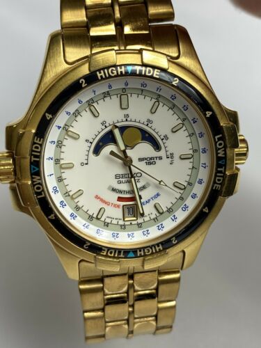 RARE Seiko 6f24 7010 DiveWatch water resistant to 15 Bar