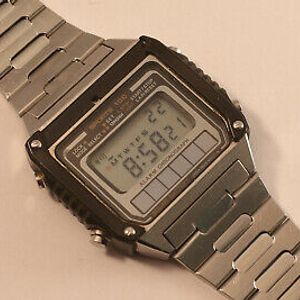 Retro SEIKO SPORTS 100 A628-5010 LCD Solar Watch on Original