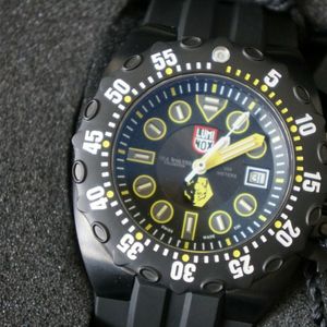 Men s Luminox Scott Cassell Deep Dive Special Edition 1526 Watch Sea Wolves Wolf WatchCharts Marketplace