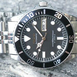 SEIKO DIVER 7S26-0050 SKX023 10 BAR RESIST AUTOMATIC MEN