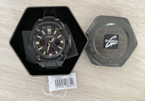 Mens Casio G-Shock Module No 5515 GST-W130BC-1A3ER with Green 