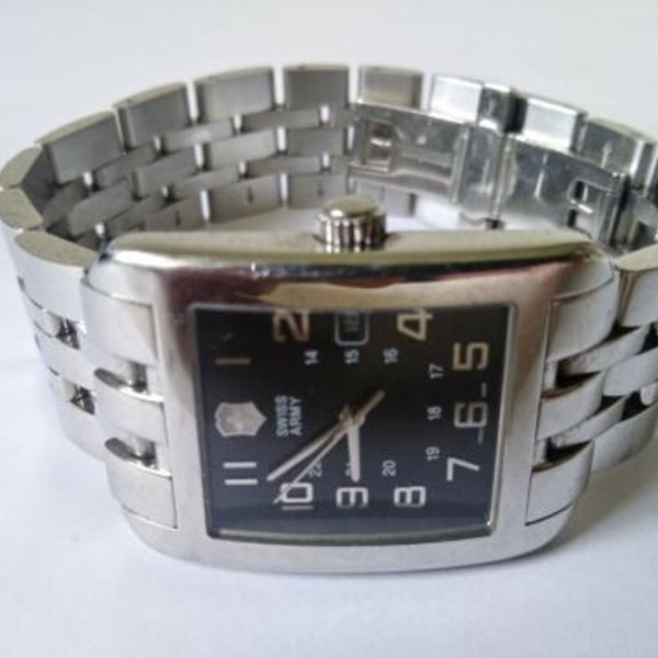 Victorinox Swiss Army Men's 24021 Black Dial Watch NEW BATERRY ...