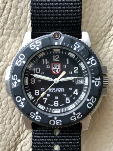 LUMINOX STEEL SERIES 3100 NAVY SEAL WATCH w/2 Extra Bands