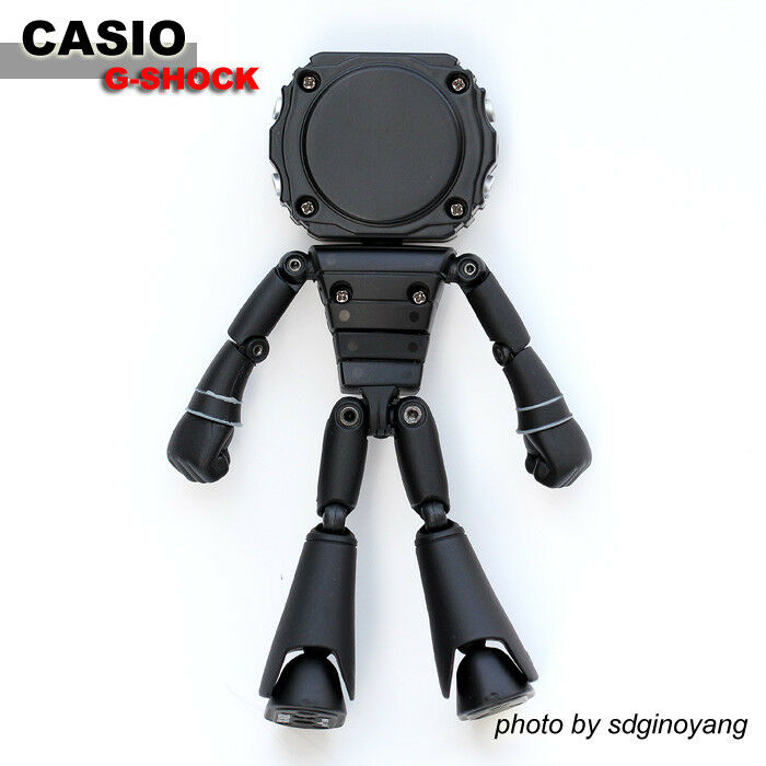 RARE NEW CASIO G-SHOCK G-MAN FIGURE FROM GSET-30 DW-5030 DW