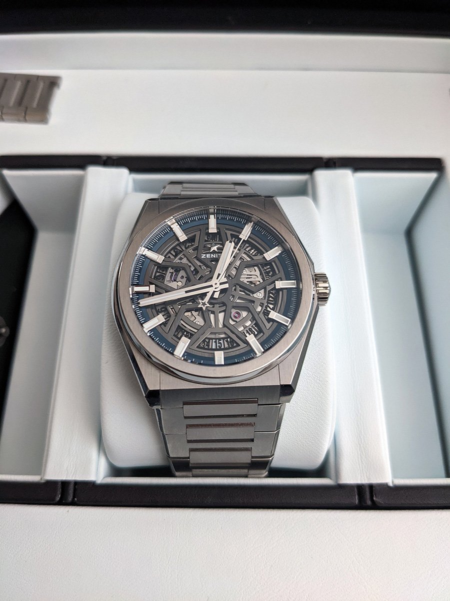 6,700 USD] Zenith Defy Classic Skeleton dial 95.9000.670/78.M9000