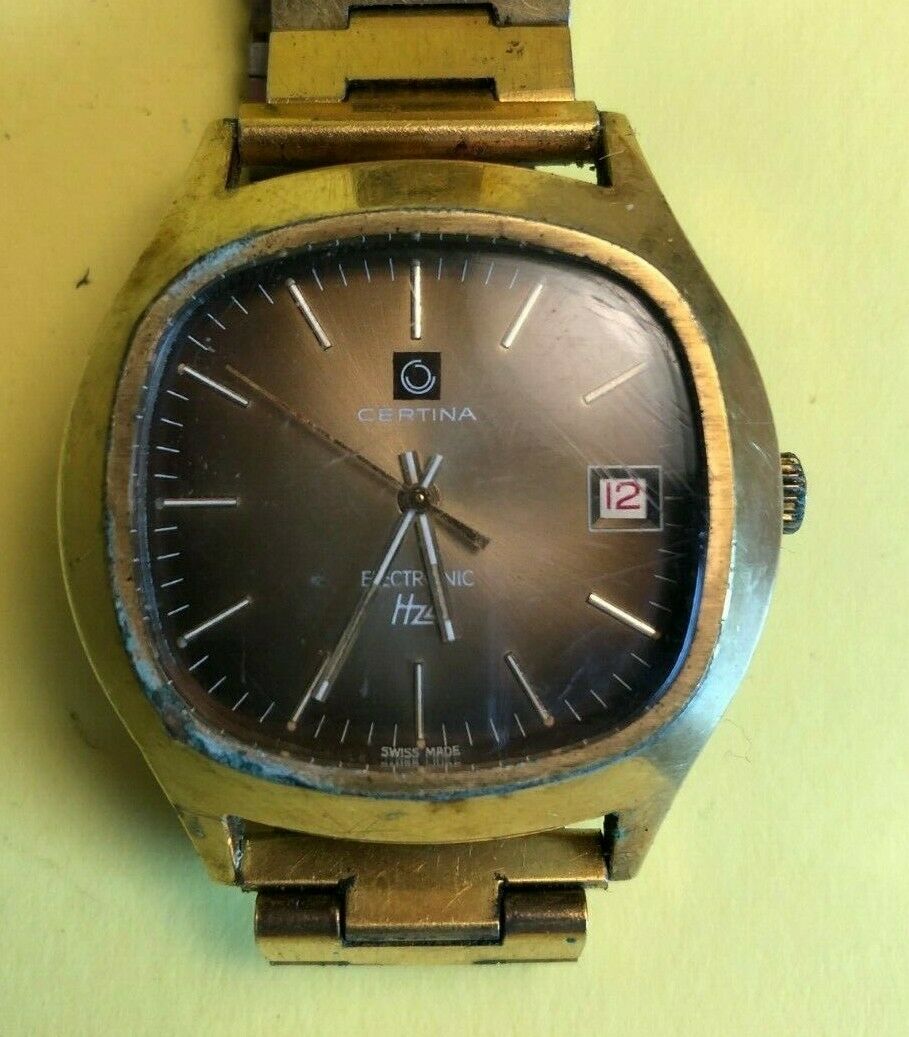 Vintage Suisse CERTINA ELECTRONIC HZ4 Men Watch Running