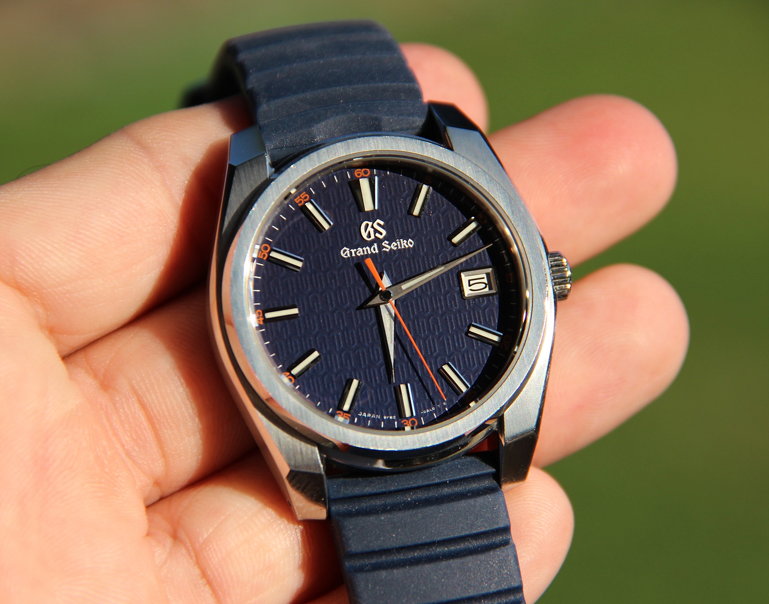 grand seiko quartz sport