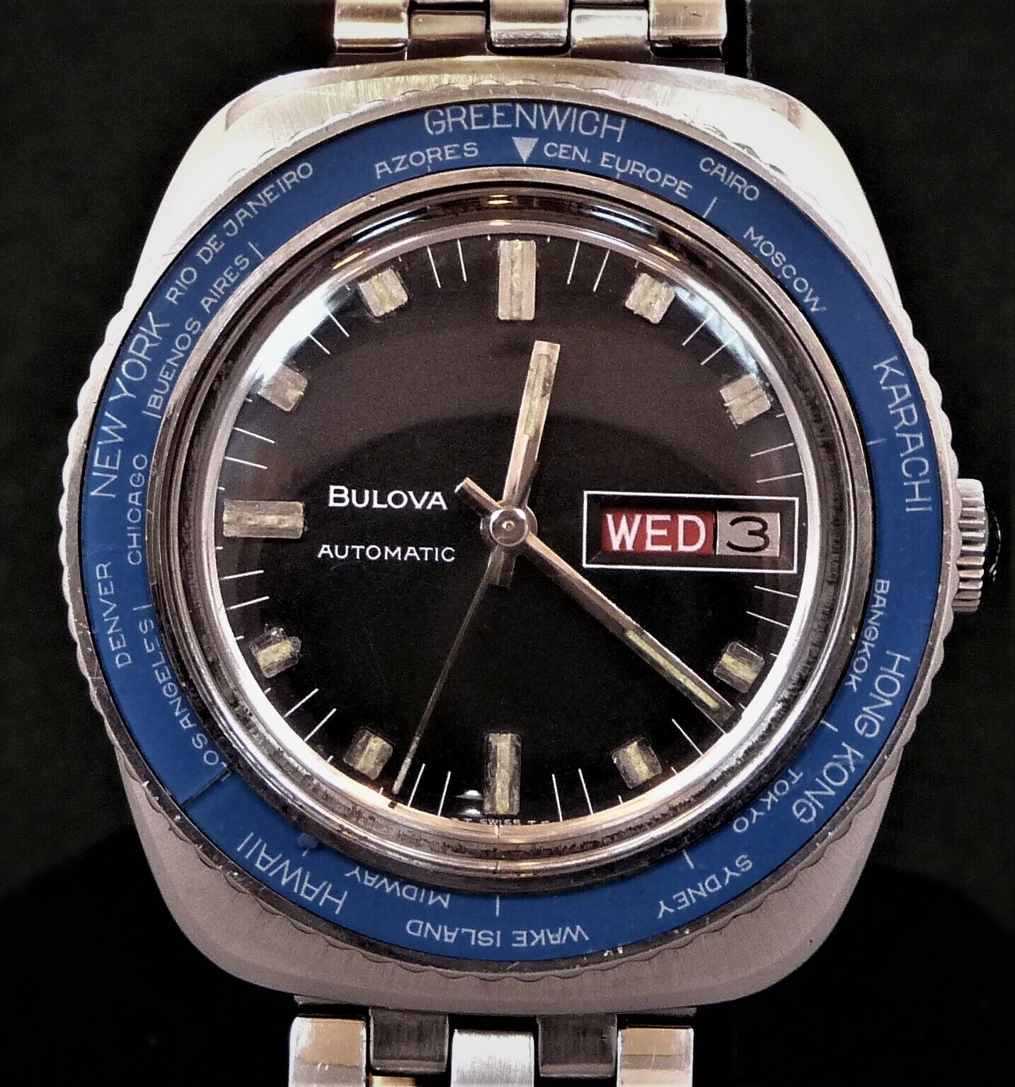 1969 Vintage Bulova Black Luminous Dial Day Date World Time Blue Bezel Watch RUN WatchCharts Marketplace